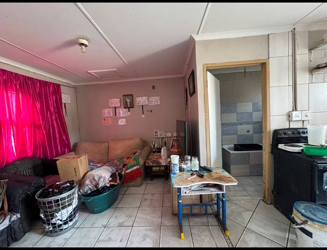 2 BEDROOM HOUSE FOR SALE IN SUNSET GLEN